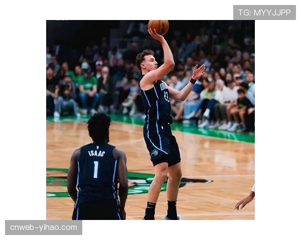 凯尔特人单节轰下48分击败魔术 布朗末节13分锁定胜局